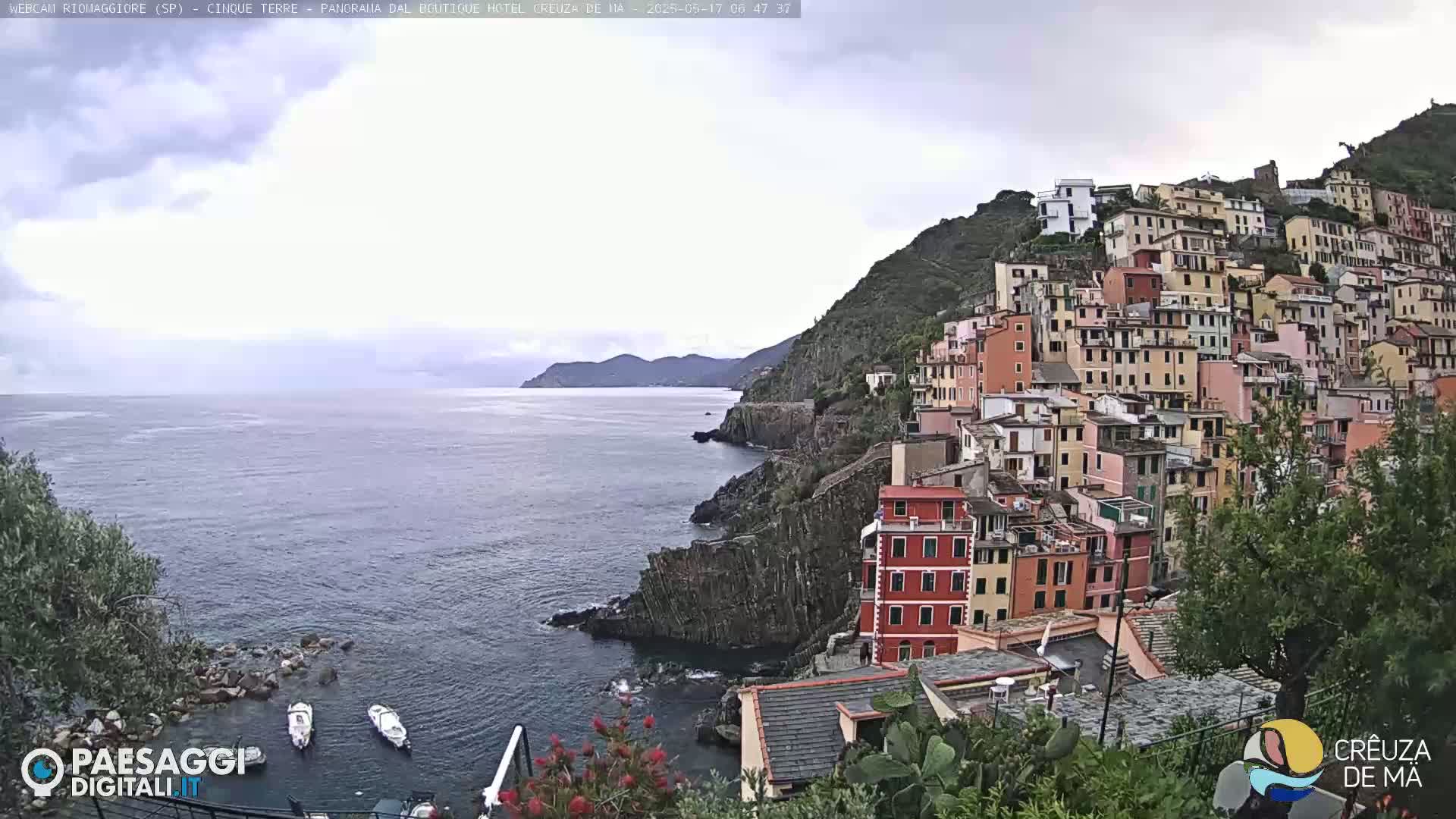Riomaggiore Live Cam  - La Spezia, Liguria, Italy
