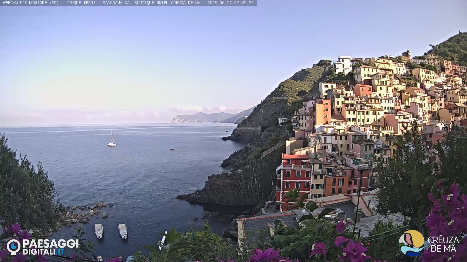 Cinque Terre, Riomaggiore Village Live Cam  - La Spezia, Liguria, Italy