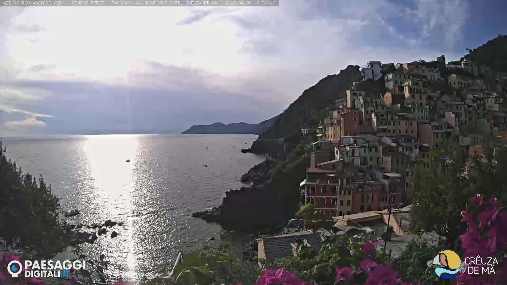 Cinque Terre, Riomaggiore Village Live Cam  - La Spezia, Liguria, Italy