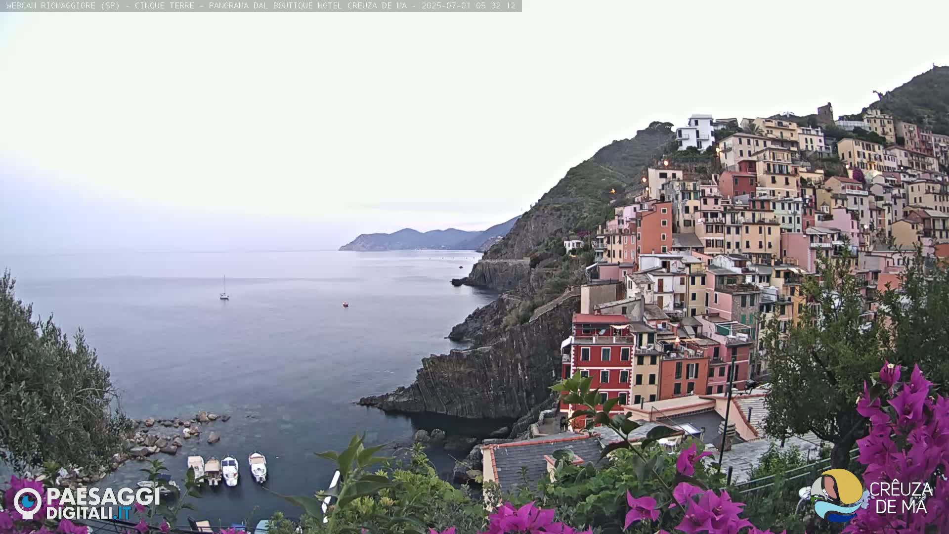 Cinque Terre, Riomaggiore Village Live Cam  - La Spezia, Liguria, Italy