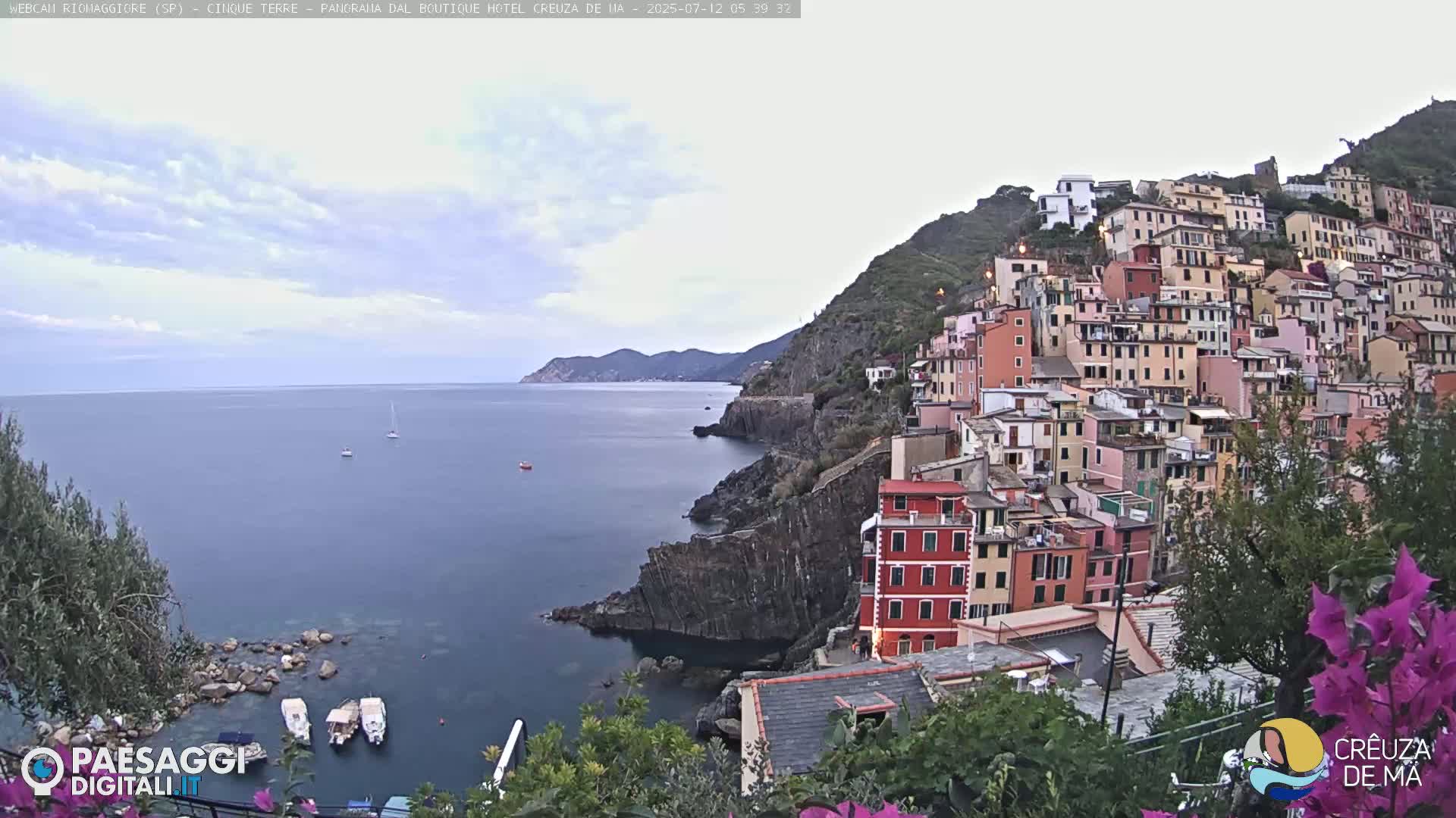 Cinque Terre, Riomaggiore Village Live Cam  - La Spezia, Liguria, Italy