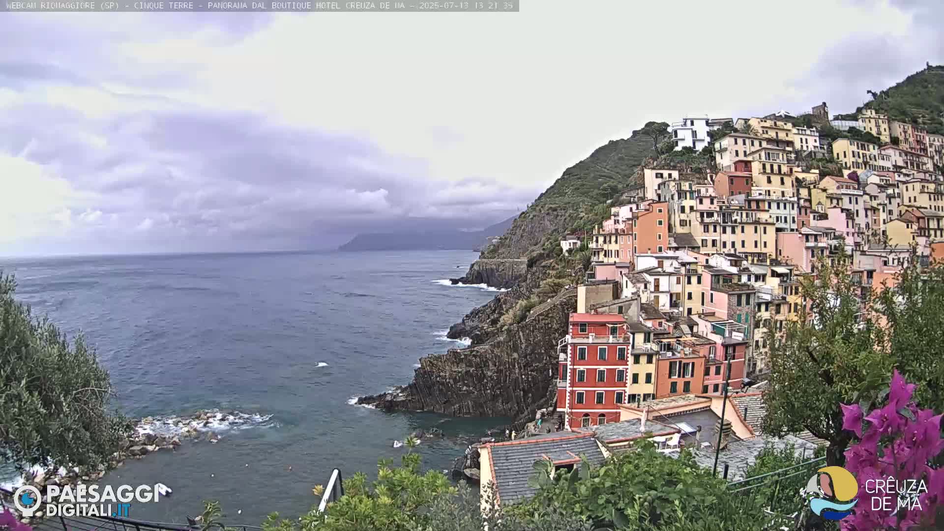 Cinque Terre, Riomaggiore Village Live Cam  - La Spezia, Liguria, Italy