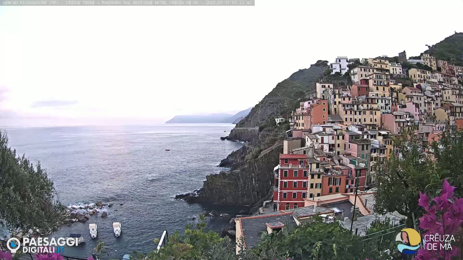 Cinque Terre, Riomaggiore Village Live Cam  - La Spezia, Liguria, Italy