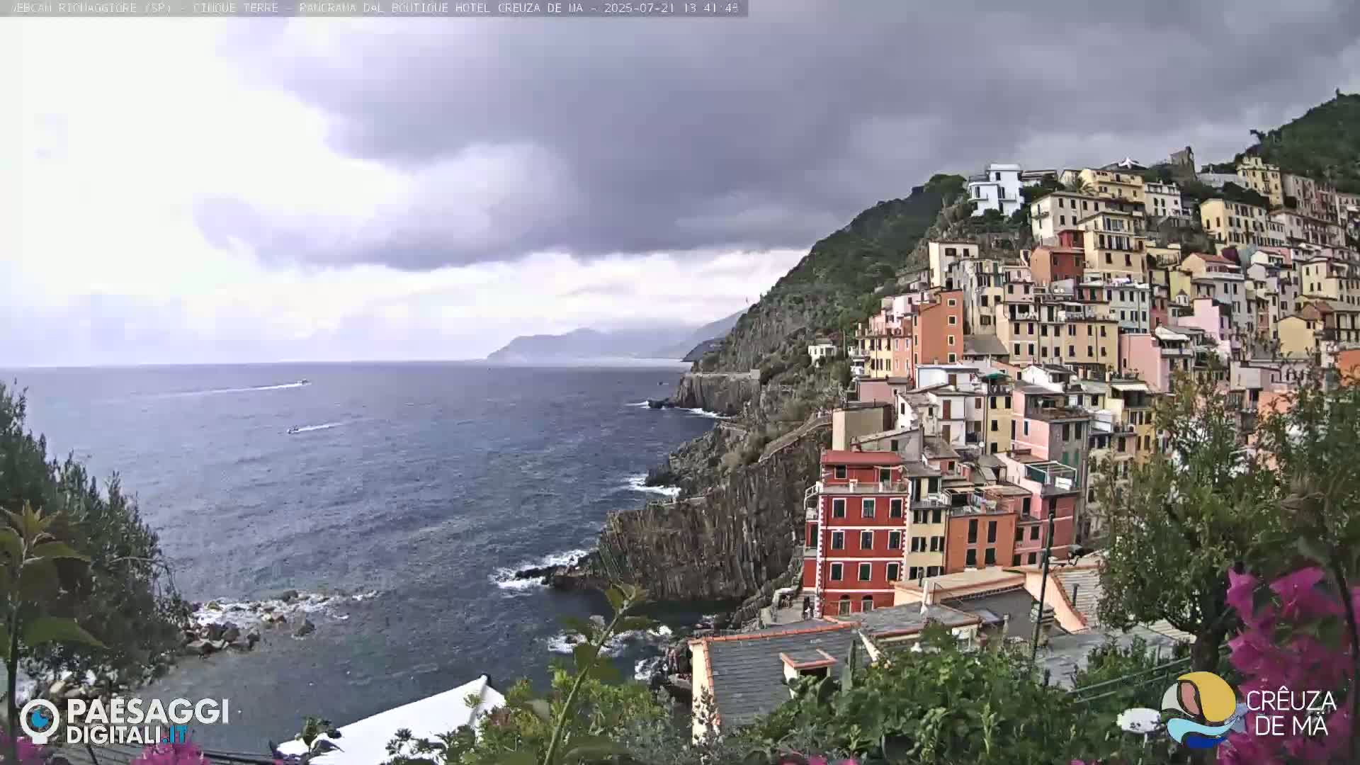 Cinque Terre, Riomaggiore Village Live Cam  - La Spezia, Liguria, Italy