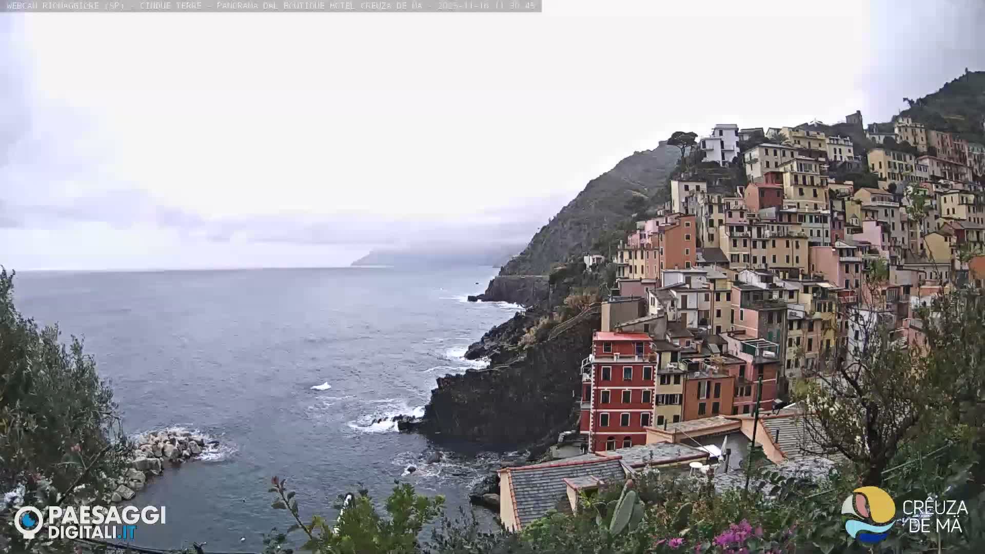 Cinque Terre, Riomaggiore Village Live Cam  - La Spezia, Liguria, Italy