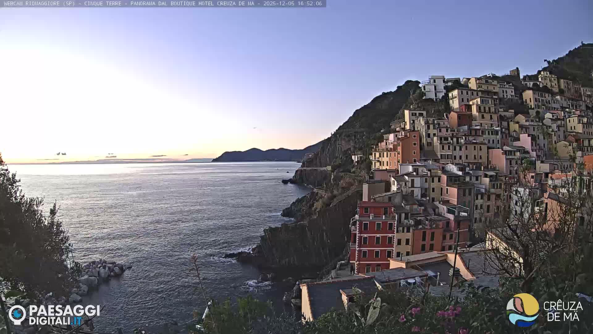 Cinque Terre, Riomaggiore Village Live Cam  - La Spezia, Liguria, Italy