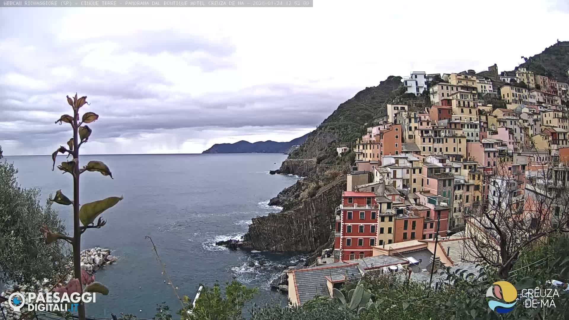 Cinque Terre, Riomaggiore Village Live Cam  - La Spezia, Liguria, Italy