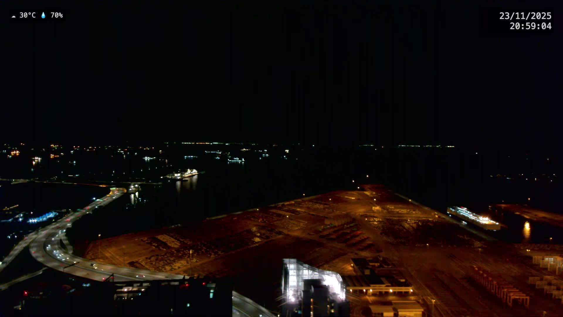 Singapore, Tanjong Pagar Port Terminal & Singapore Strait Skyline Live Cam - Tanjong Pagar, Downtown Core, Central, Area, Central Singapore, Singapore