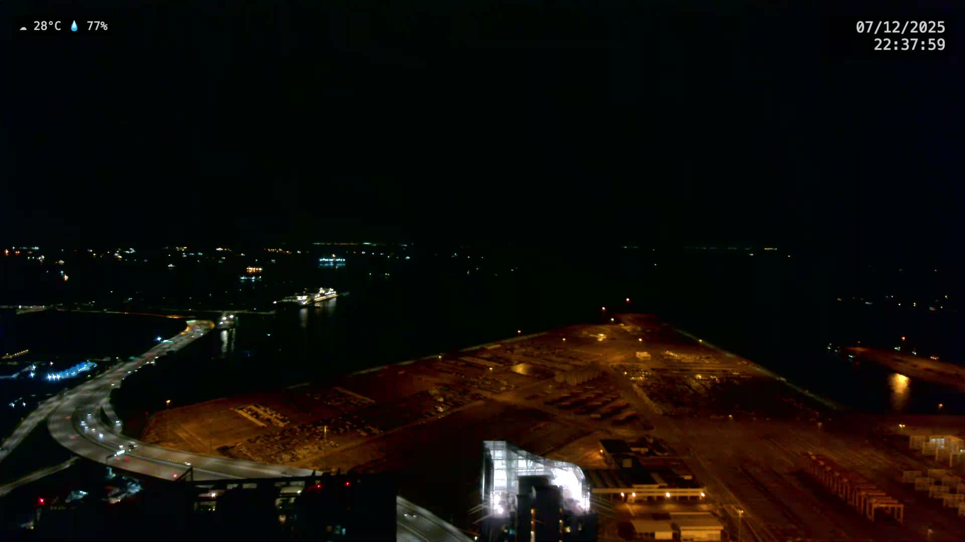 Singapore, Tanjong Pagar Port Terminal & Singapore Strait Skyline Live Cam - Tanjong Pagar, Downtown Core, Central, Area, Central Singapore, Singapore