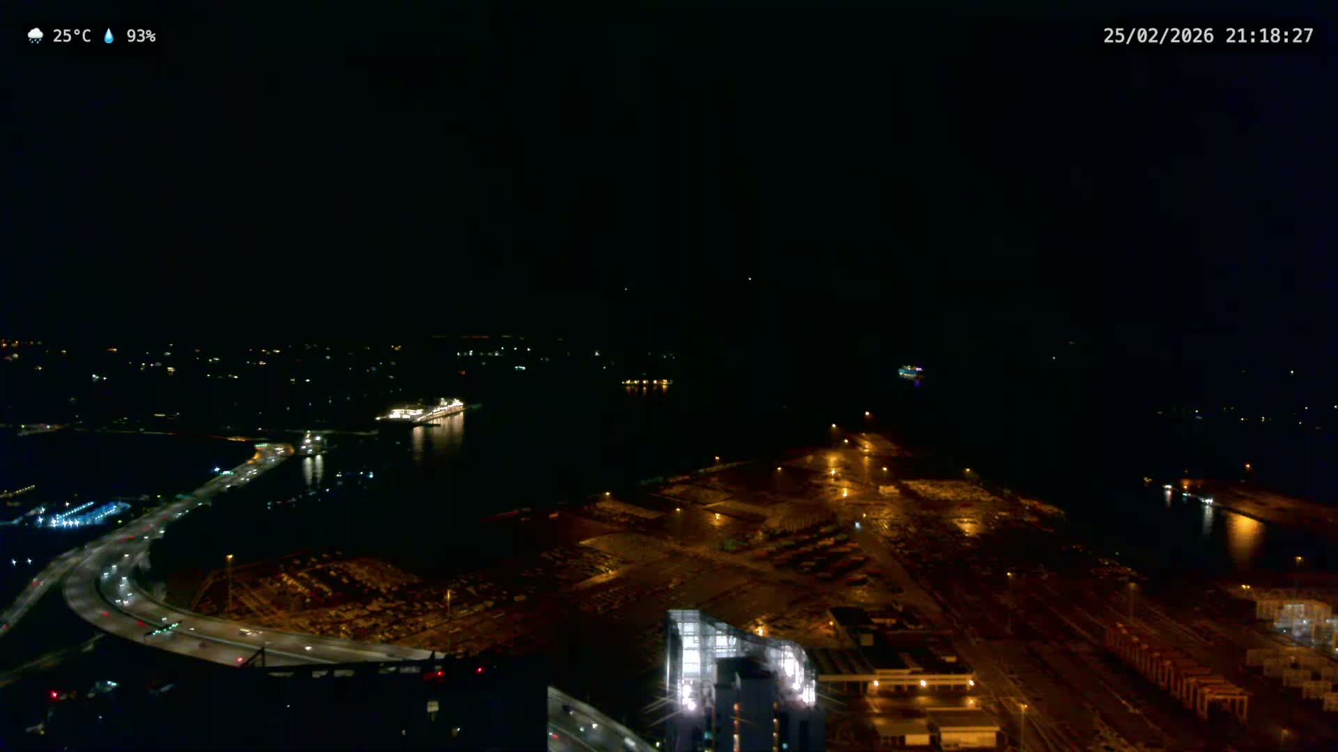 Singapore, Tanjong Pagar Port Terminal & Singapore Strait Skyline Live Cam - Tanjong Pagar, Downtown Core, Central, Area, Central Singapore, Singapore