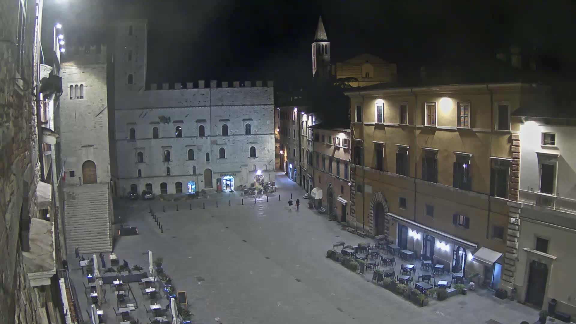 Todi, Piazza del Popolo Square Live Cam - Todi, Perugia, Umbria, Italia