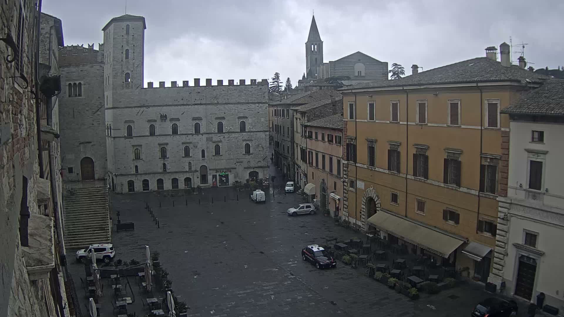 Todi, Piazza del Popolo Square Live Cam - Todi, Perugia, Umbria, Italia