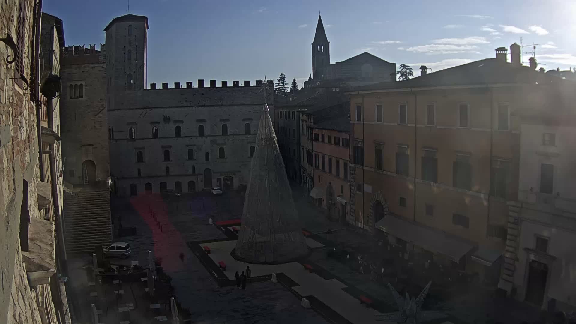Todi, Piazza del Popolo Square Live Cam - Todi, Perugia, Umbria, Italia