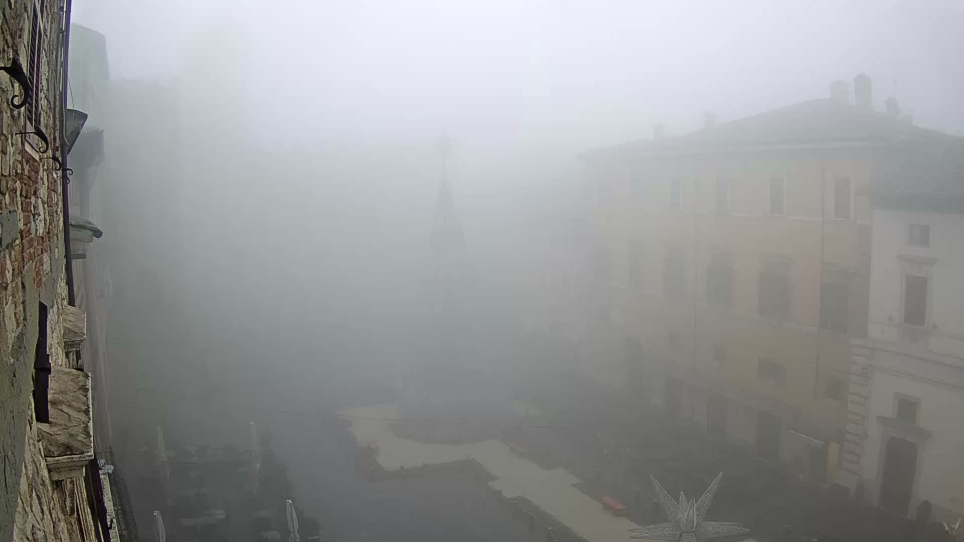 Todi, Piazza del Popolo Square Live Cam - Todi, Perugia, Umbria, Italia
