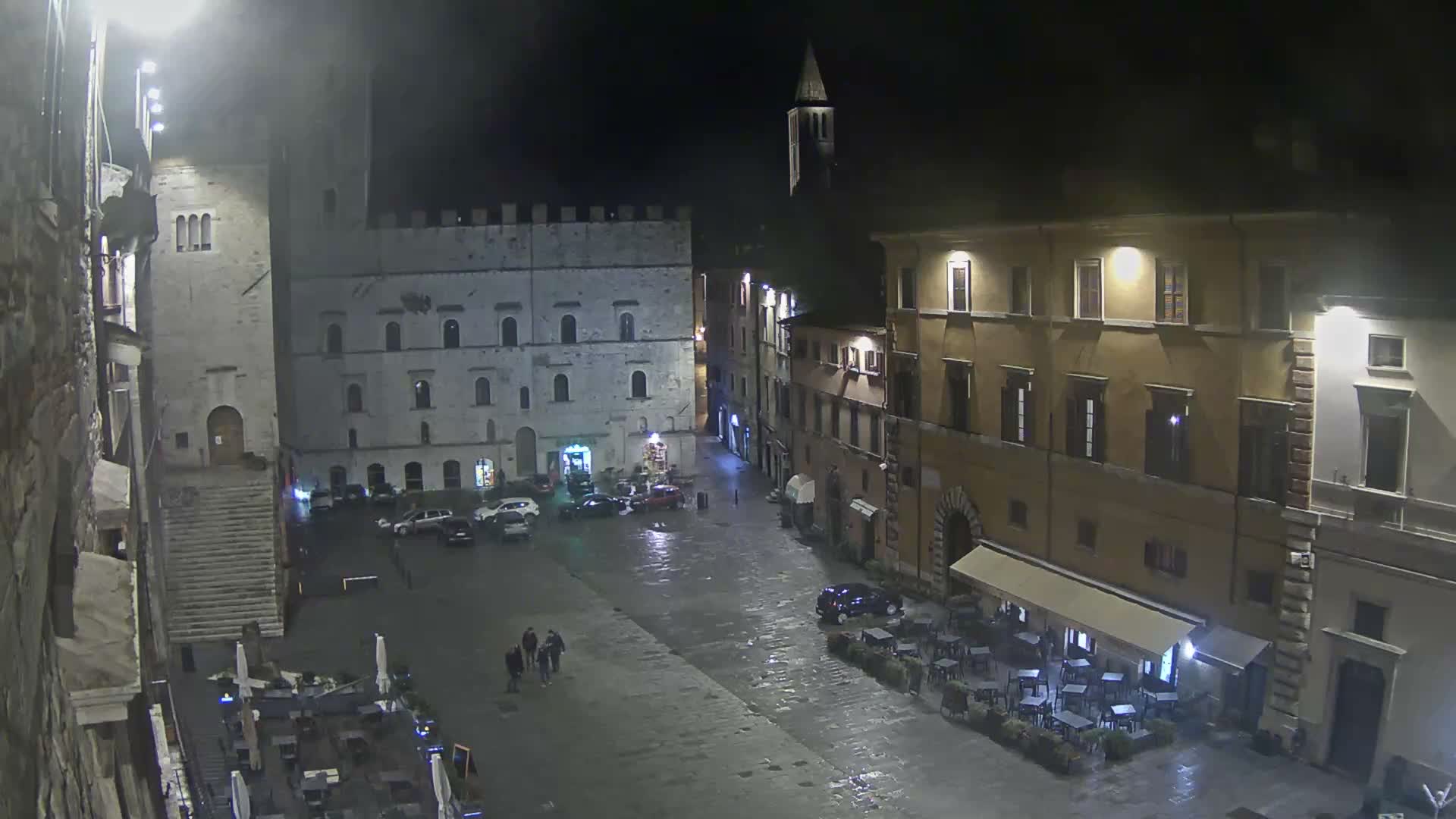 Todi, Piazza del Popolo Square Live Cam - Todi, Perugia, Umbria, Italia