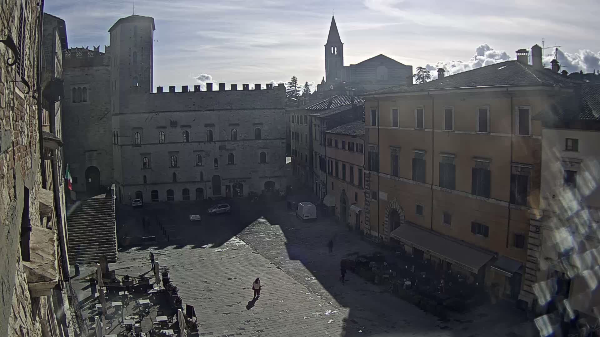 Todi, Piazza del Popolo Square Live Cam - Todi, Perugia, Umbria, Italia