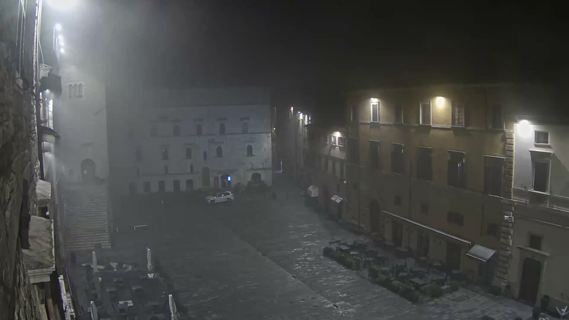 Todi, Piazza del Popolo Square Live Cam - Todi, Perugia, Umbria, Italia