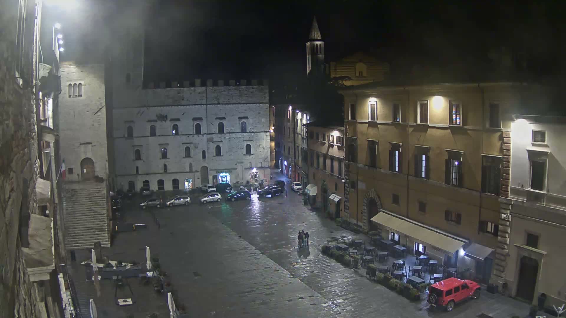 Todi, Piazza del Popolo Square Live Cam - Todi, Perugia, Umbria, Italia