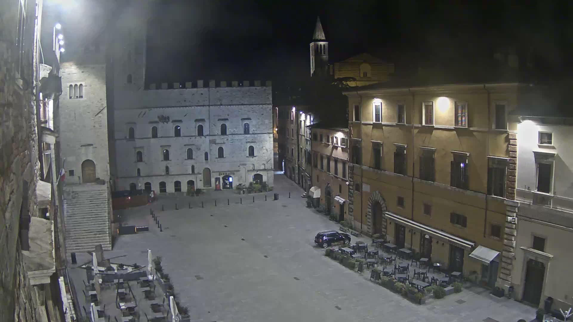 Todi, Piazza del Popolo Square Live Cam - Todi, Perugia, Umbria, Italia