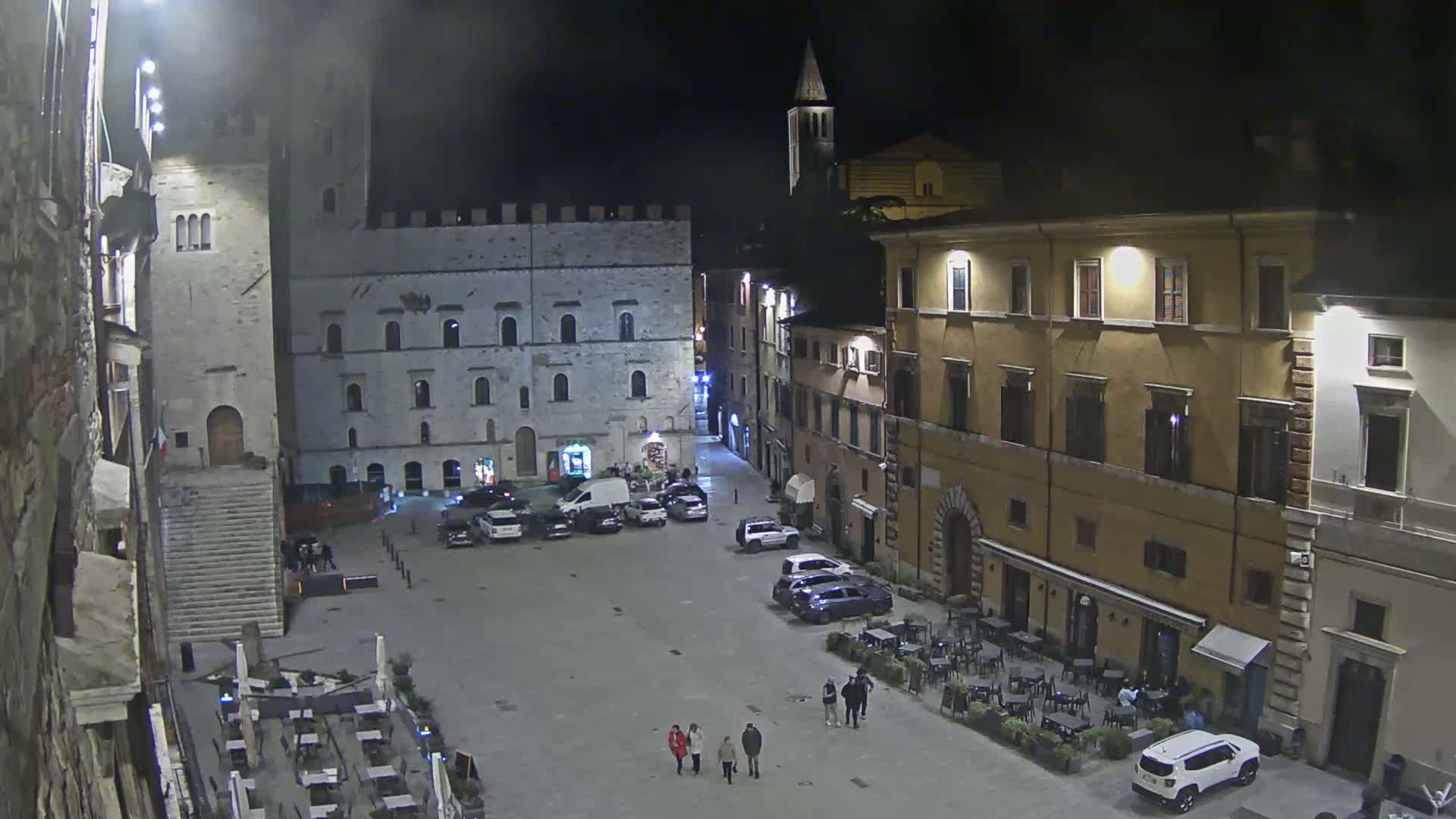 Todi, Piazza del Popolo Square Live Cam - Todi, Perugia, Umbria, Italia
