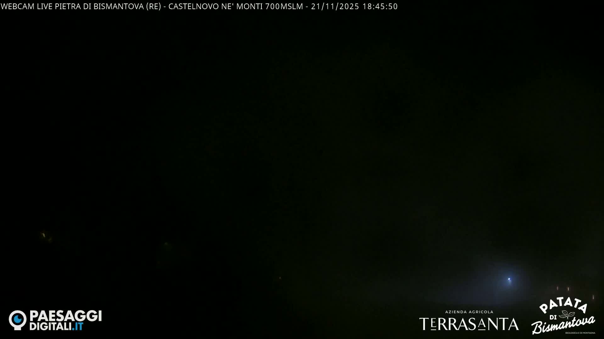  Pietra di Bismantova (Stone of Bismantova) Hill  & Castelnovo ne' Monti Comune Live Cam - Quarqua, Castelnovo ne' Monti, Reggia Emilia, Emilia-Romagna, Italy