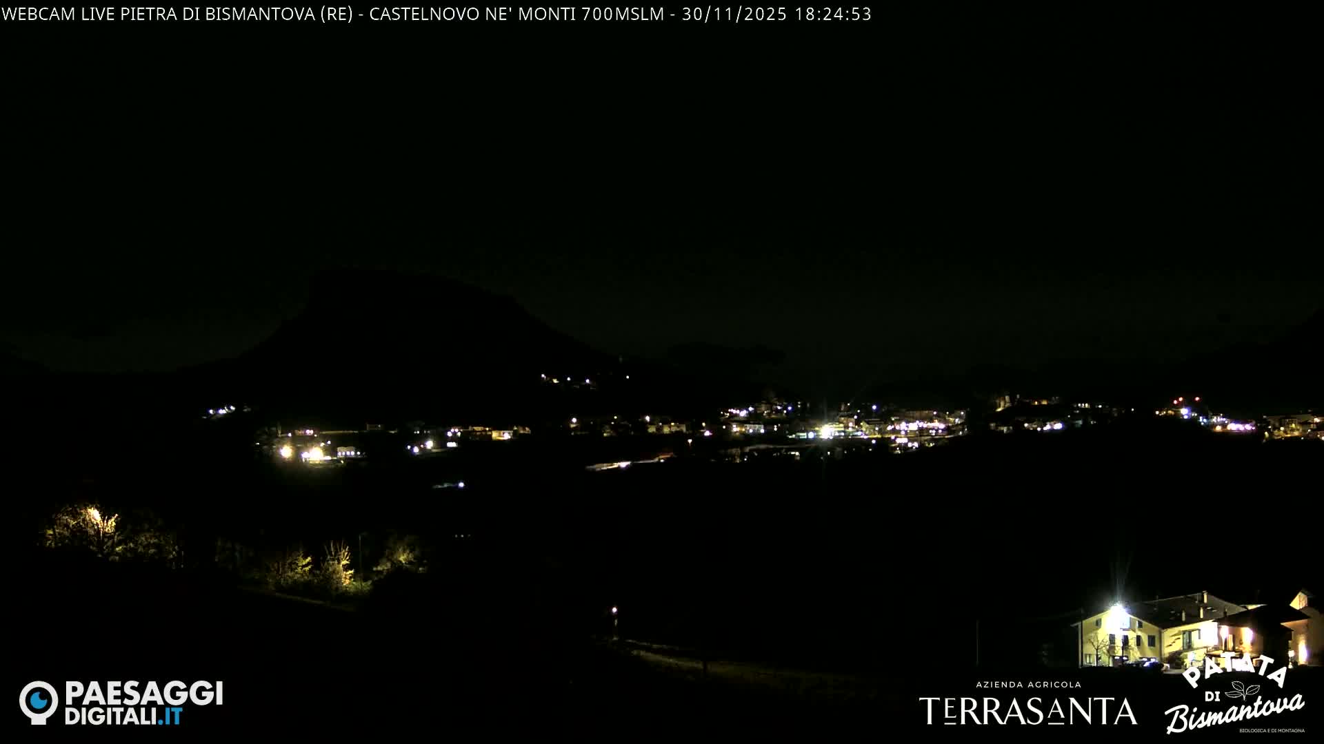  Pietra di Bismantova (Stone of Bismantova) Hill  & Castelnovo ne' Monti Comune Live Cam - Quarqua, Castelnovo ne' Monti, Reggia Emilia, Emilia-Romagna, Italy