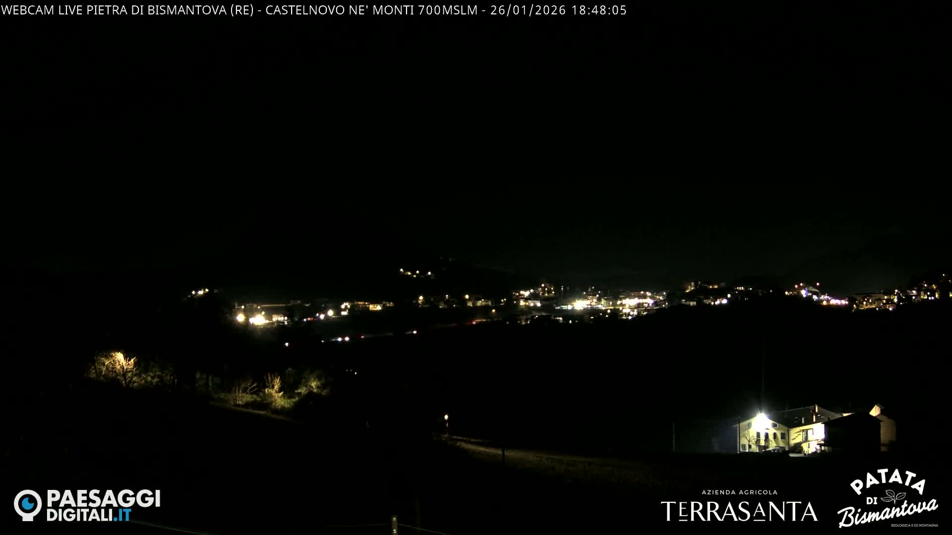  Pietra di Bismantova (Stone of Bismantova) Hill  & Castelnovo ne' Monti Comune Live Cam - Quarqua, Castelnovo ne' Monti, Reggia Emilia, Emilia-Romagna, Italy