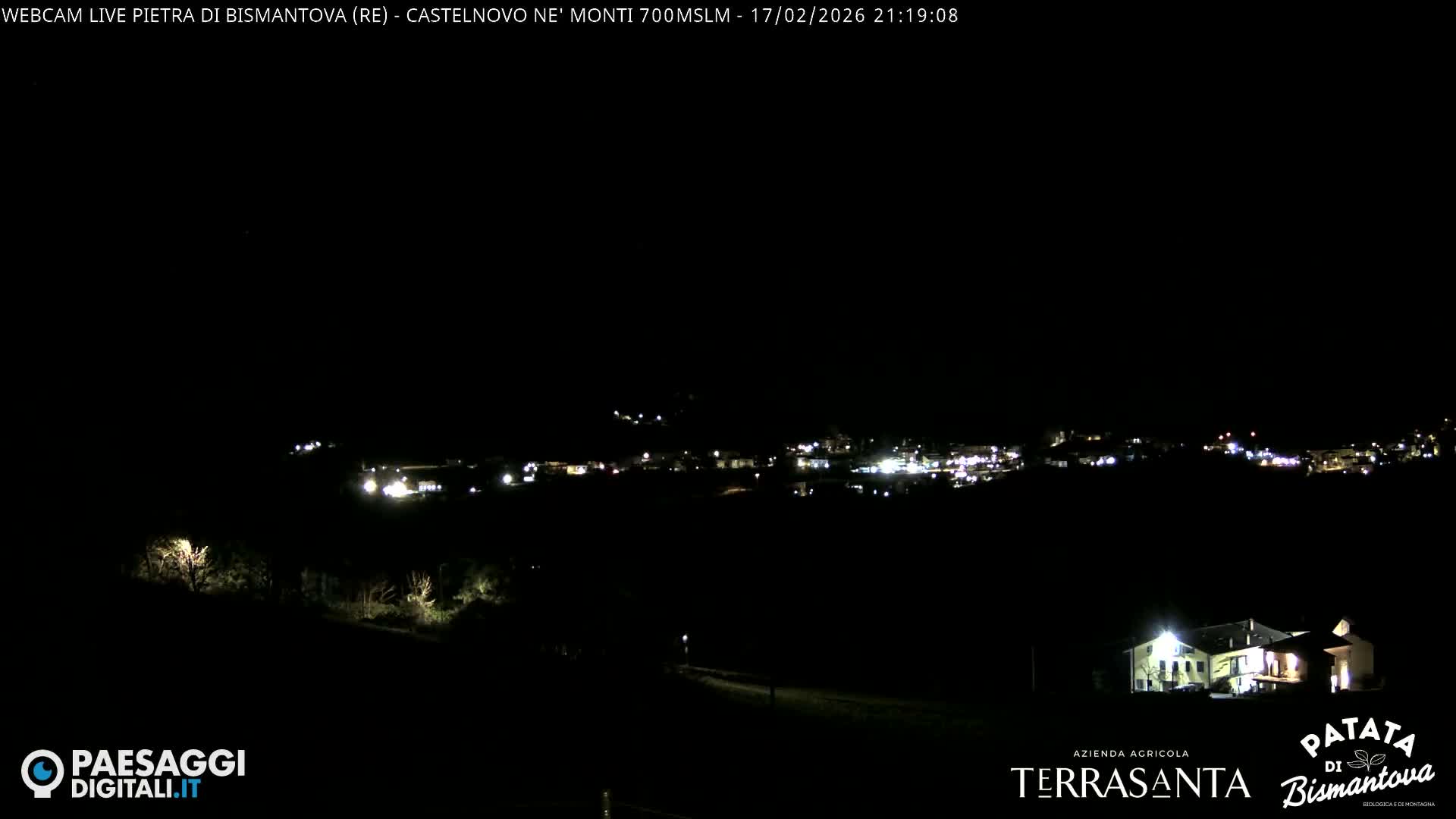  Pietra di Bismantova (Stone of Bismantova) Hill  & Castelnovo ne' Monti Comune Live Cam - Quarqua, Castelnovo ne' Monti, Reggia Emilia, Emilia-Romagna, Italy