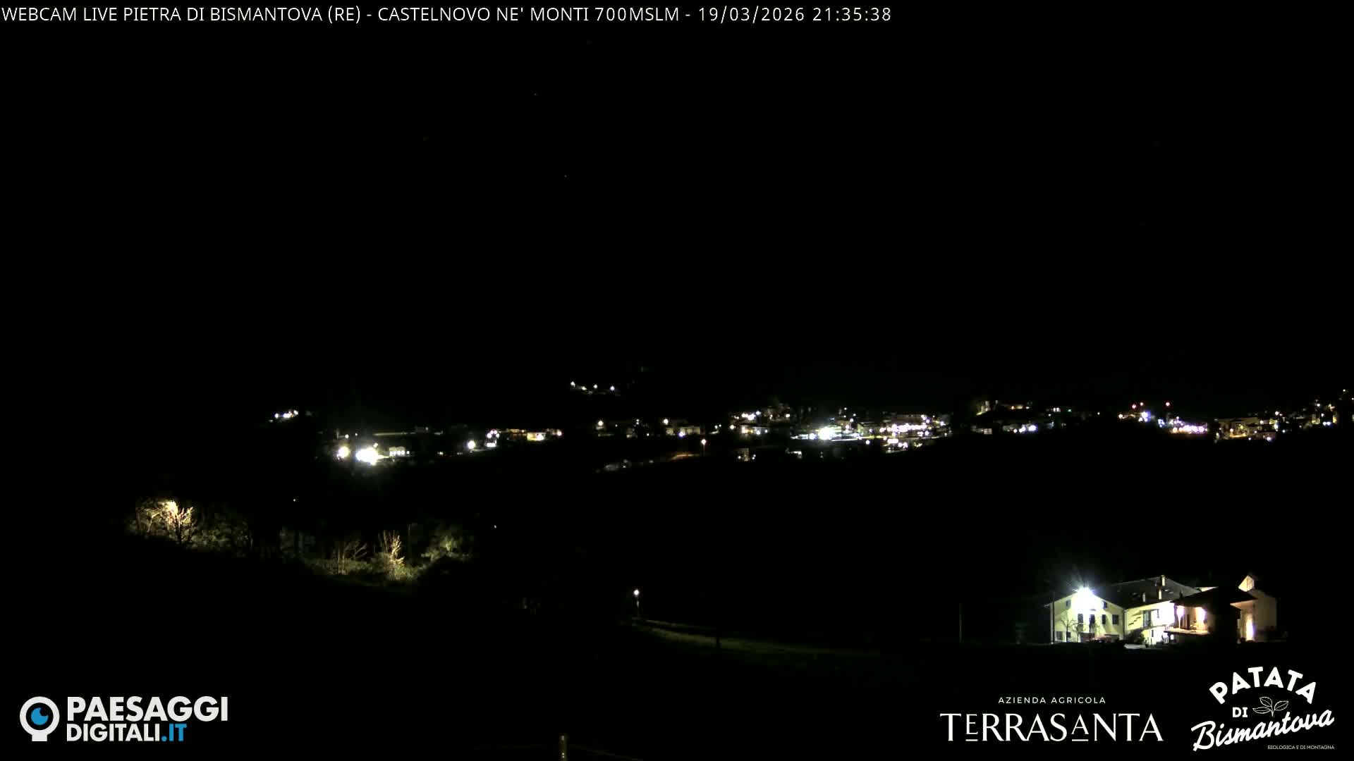  Pietra di Bismantova (Stone of Bismantova) Hill  & Castelnovo ne' Monti Comune Live Cam - Quarqua, Castelnovo ne' Monti, Reggia Emilia, Emilia-Romagna, Italy