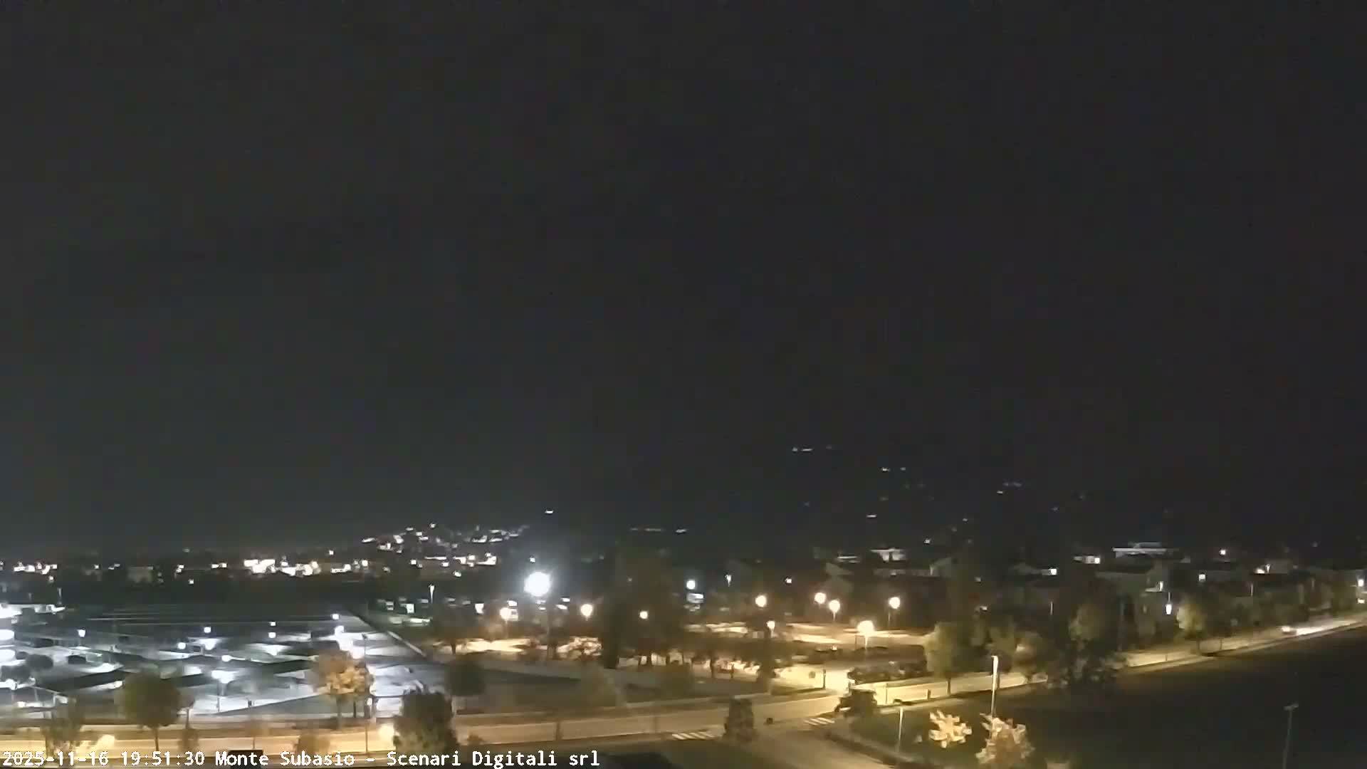 Strada Monte Subasio Mount View & Foligno City Skyline Live Cam - Foligno, Perugia, Umbria, Italy