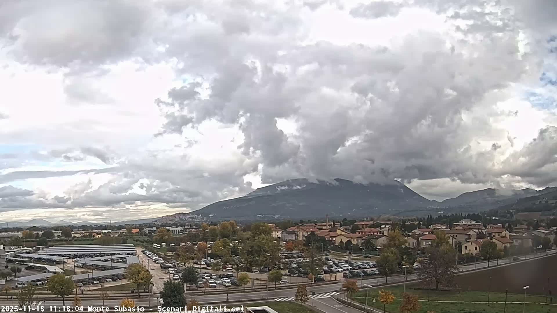 Strada Monte Subasio Mount View & Foligno City Skyline Live Cam - Foligno, Perugia, Umbria, Italy