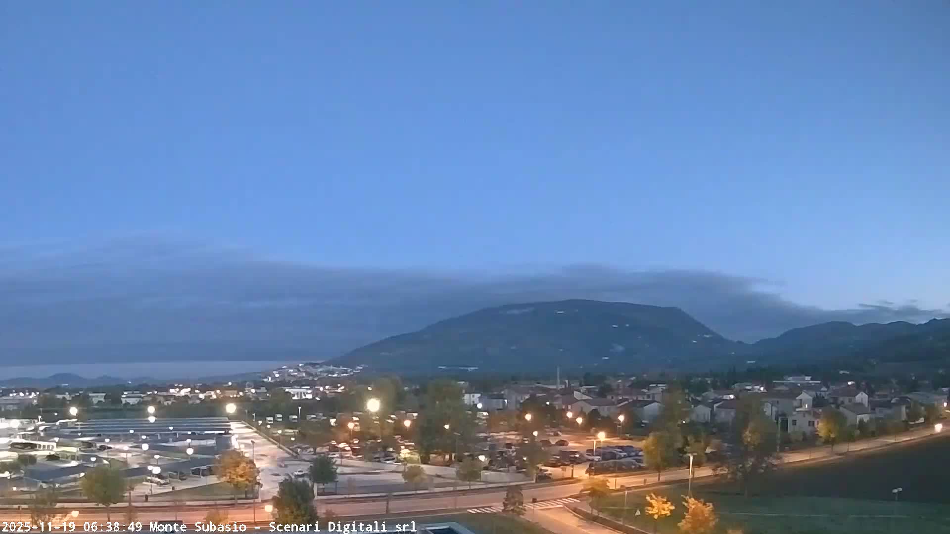 Strada Monte Subasio Mount View & Foligno City Skyline Live Cam - Foligno, Perugia, Umbria, Italy