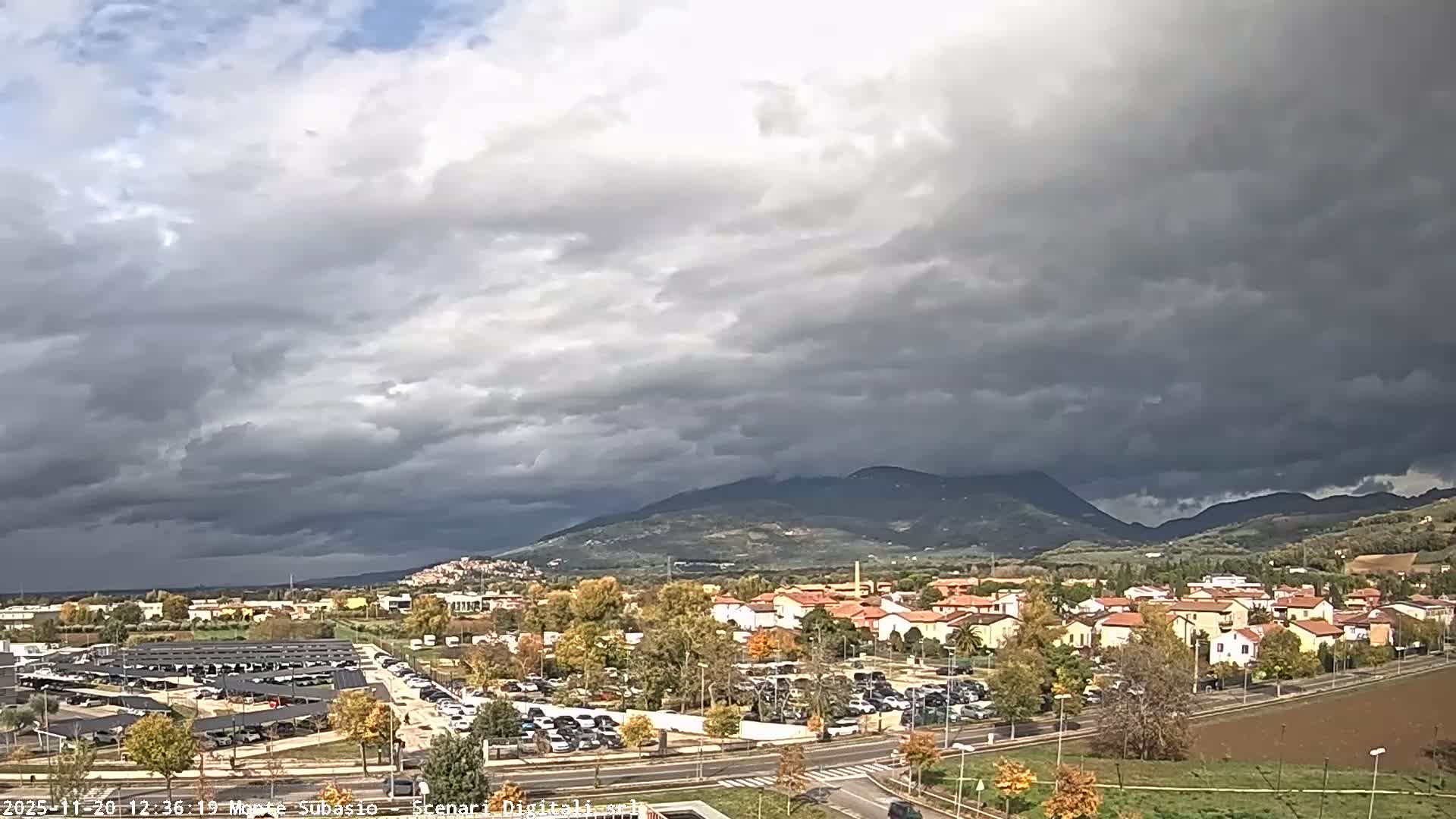 Strada Monte Subasio Mount View & Foligno City Skyline Live Cam - Foligno, Perugia, Umbria, Italy