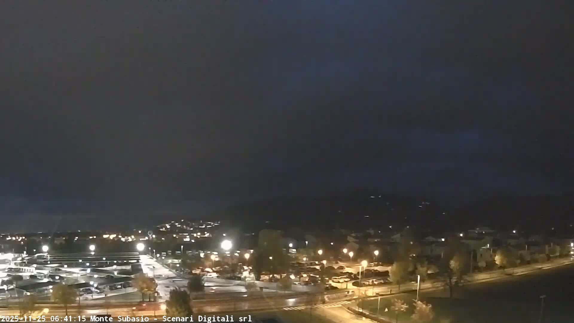 Strada Monte Subasio Mount View & Foligno City Skyline Live Cam - Foligno, Perugia, Umbria, Italy