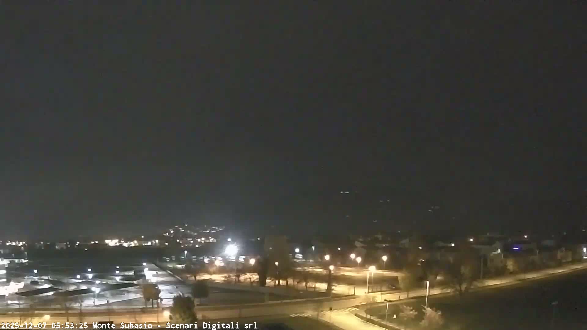 Strada Monte Subasio Mount View & Foligno City Skyline Live Cam - Foligno, Perugia, Umbria, Italy