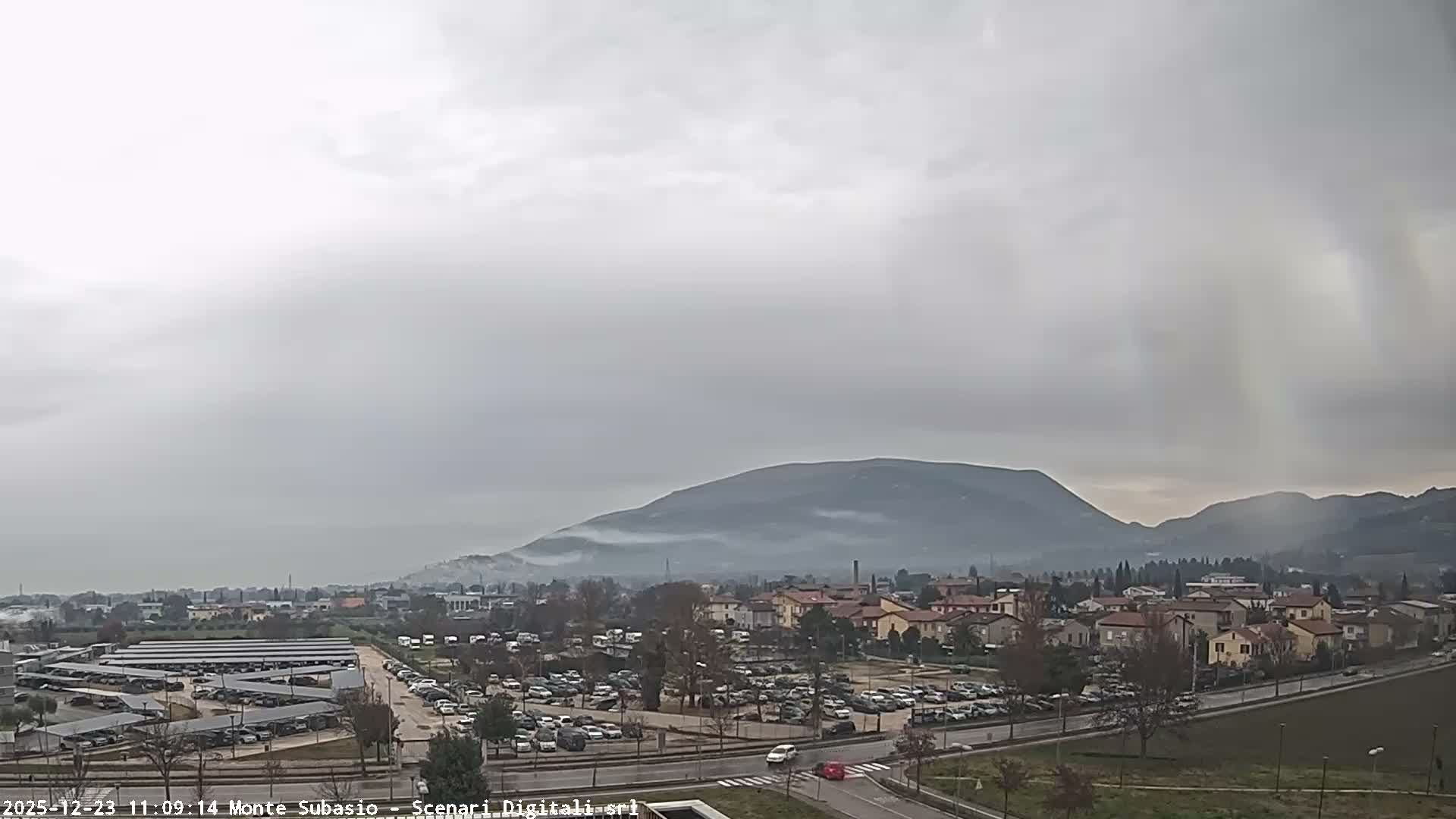 Strada Monte Subasio Mount View & Foligno City Skyline Live Cam - Foligno, Perugia, Umbria, Italy