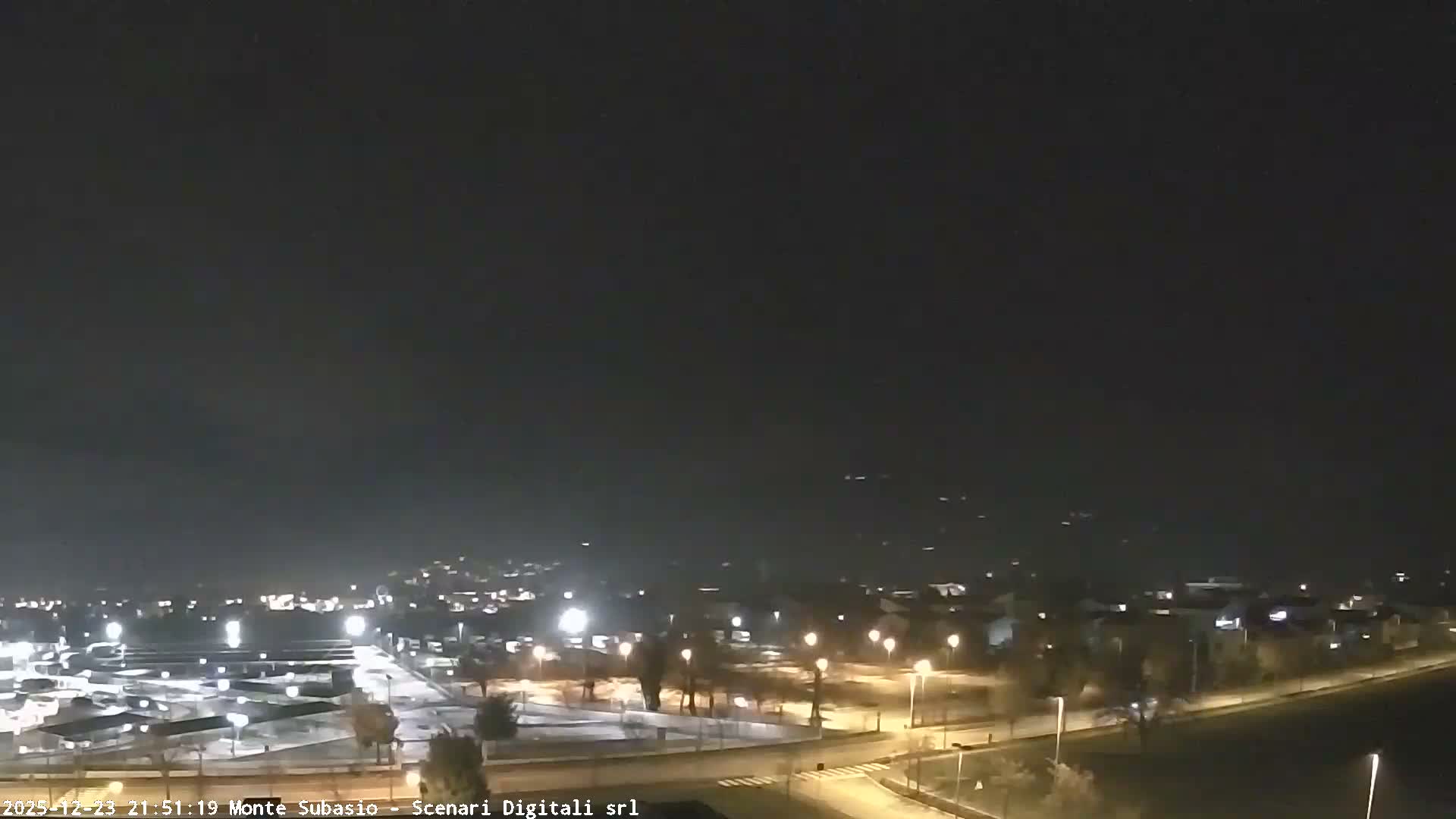 Strada Monte Subasio Mount View & Foligno City Skyline Live Cam - Foligno, Perugia, Umbria, Italy