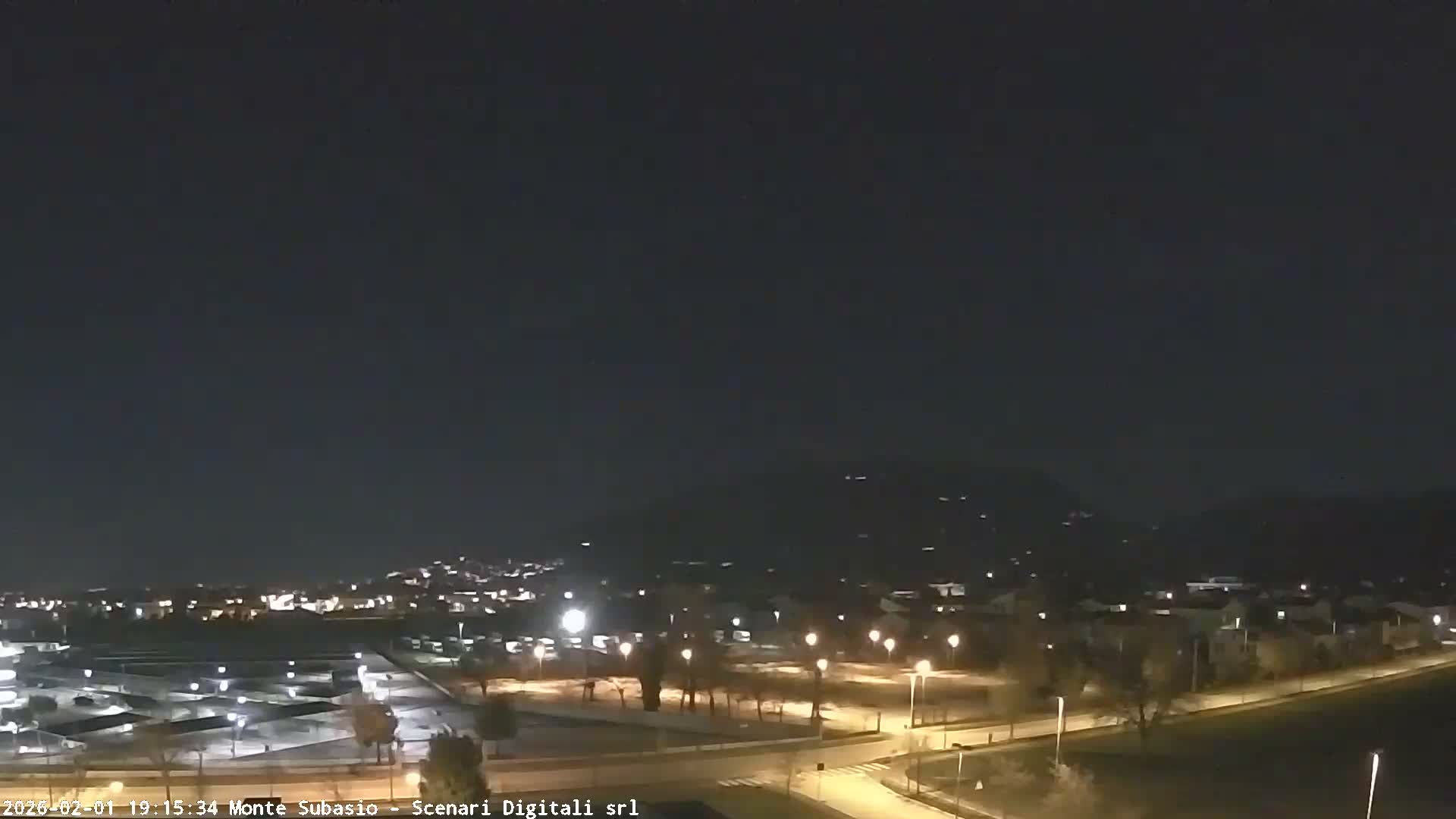 Strada Monte Subasio Mount View & Foligno City Skyline Live Cam - Foligno, Perugia, Umbria, Italy