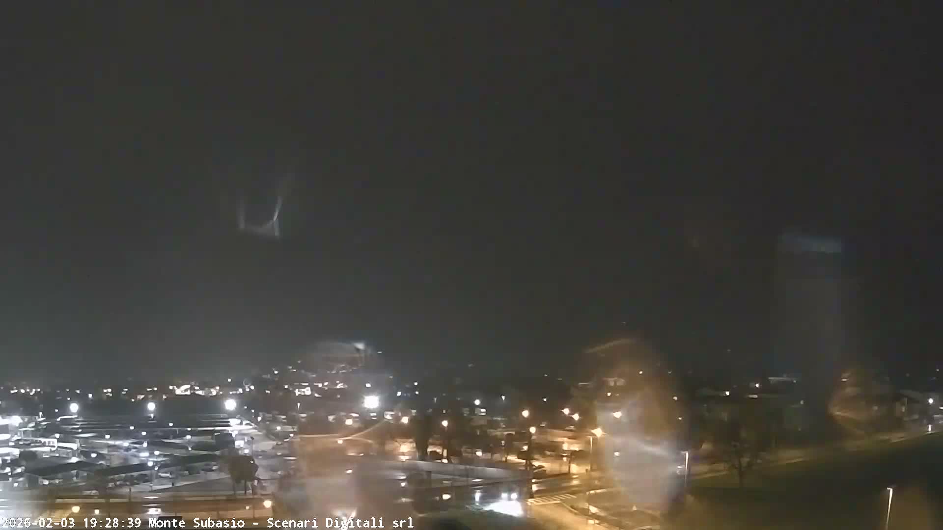 Strada Monte Subasio Mount View & Foligno City Skyline Live Cam - Foligno, Perugia, Umbria, Italy