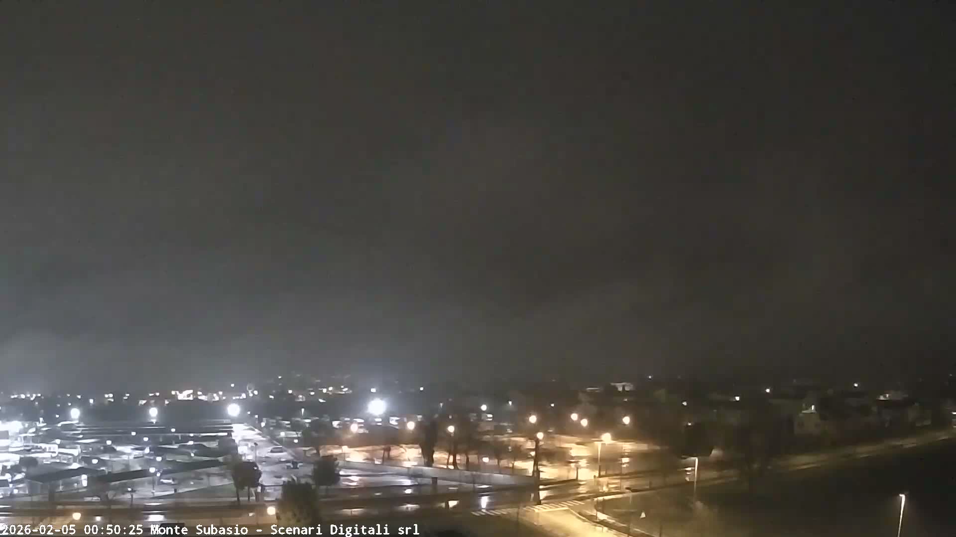 Strada Monte Subasio Mount View & Foligno City Skyline Live Cam - Foligno, Perugia, Umbria, Italy