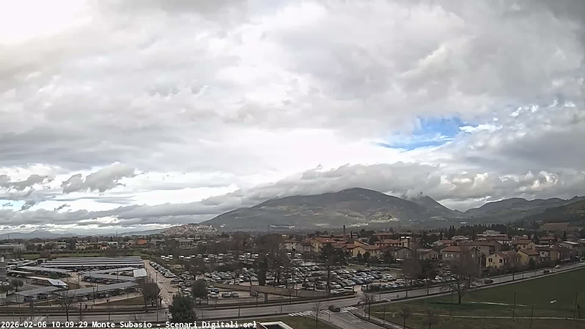 Strada Monte Subasio Mount View & Foligno City Skyline Live Cam - Foligno, Perugia, Umbria, Italy