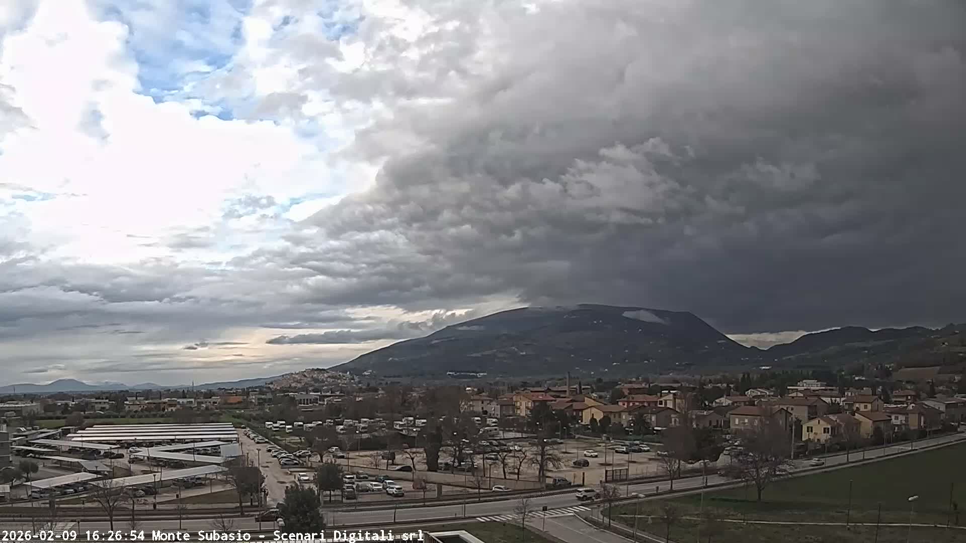 Strada Monte Subasio Mount View & Foligno City Skyline Live Cam - Foligno, Perugia, Umbria, Italy