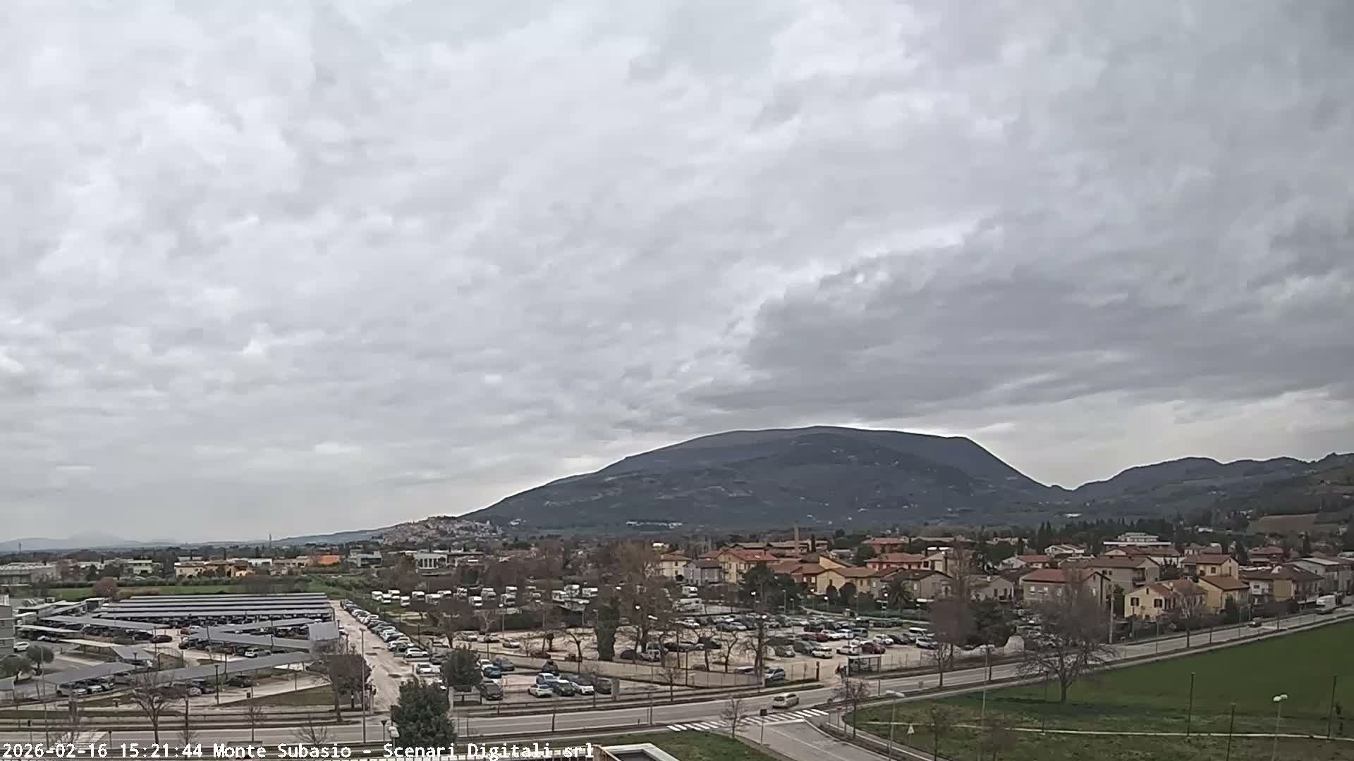 Strada Monte Subasio Mount View & Foligno City Skyline Live Cam - Foligno, Perugia, Umbria, Italy
