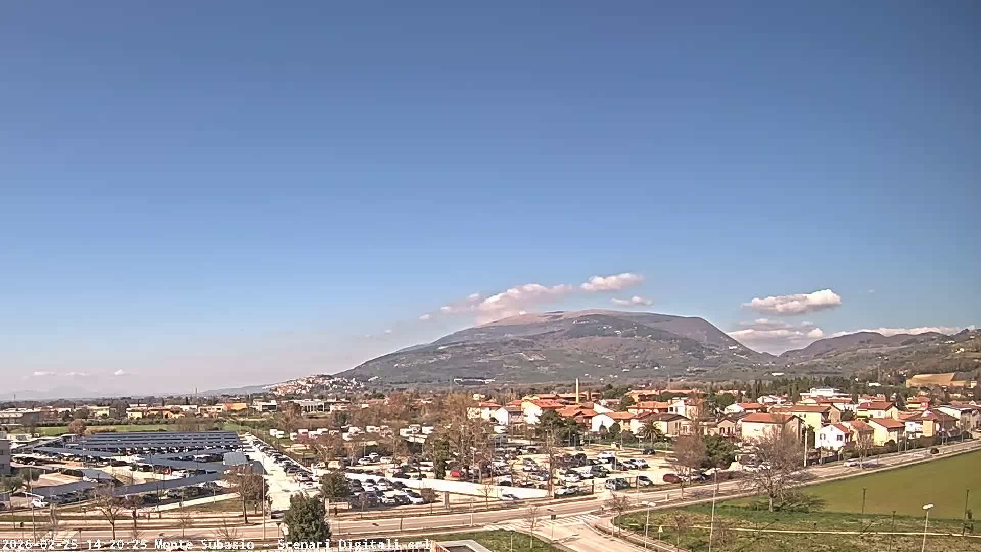 Strada Monte Subasio Mount View & Foligno City Skyline Live Cam - Foligno, Perugia, Umbria, Italy
