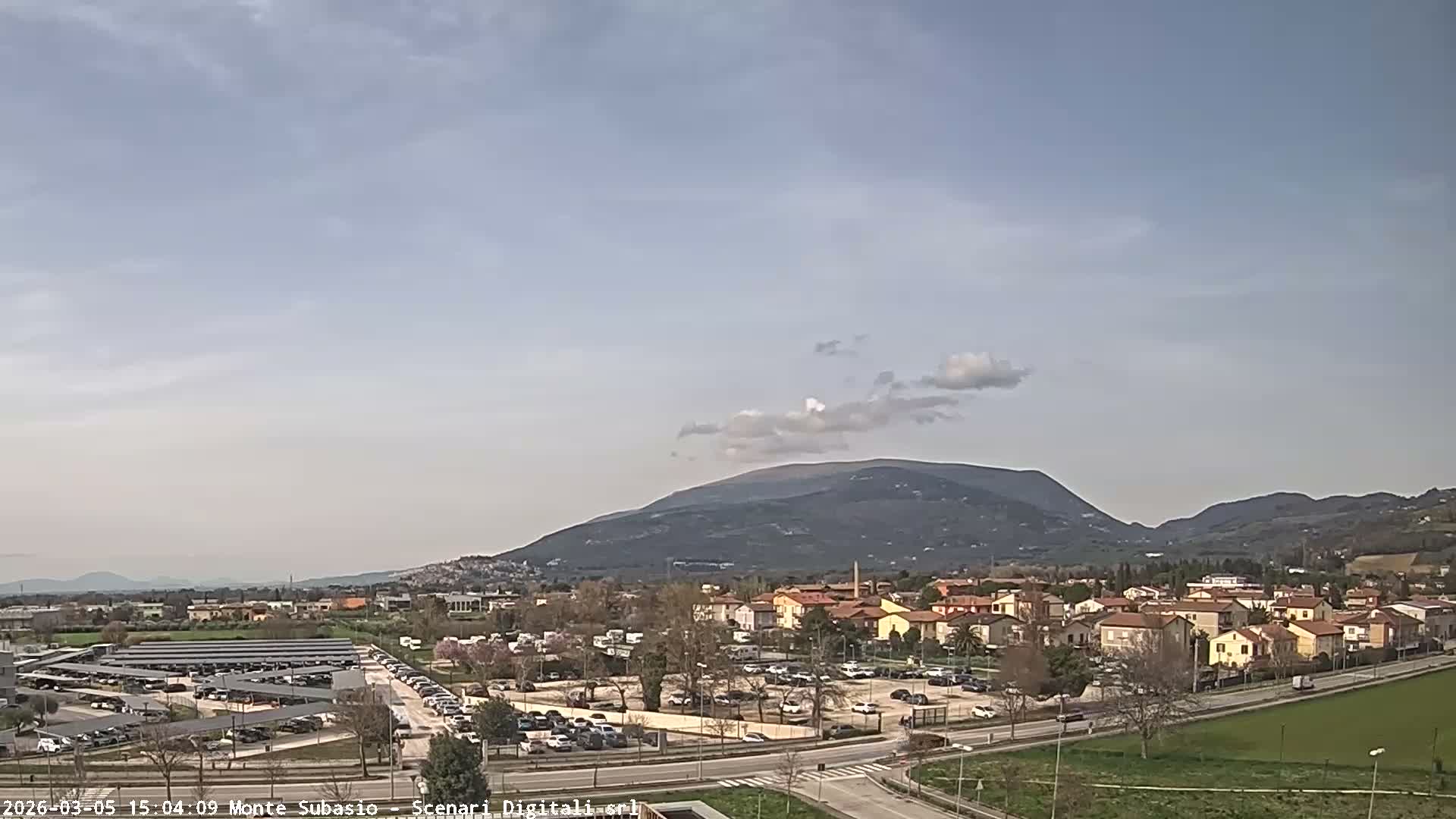 Strada Monte Subasio Mount View & Foligno City Skyline Live Cam - Foligno, Perugia, Umbria, Italy