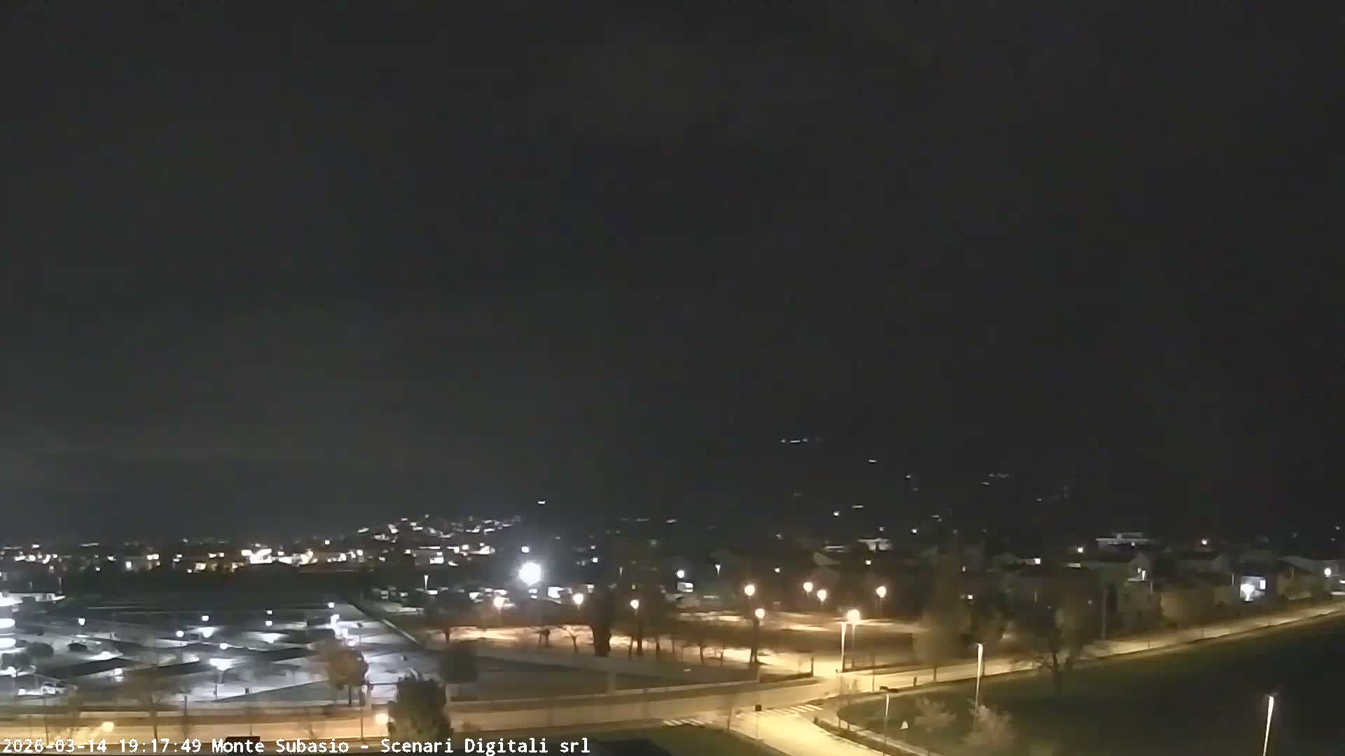 Strada Monte Subasio Mount View & Foligno City Skyline Live Cam - Foligno, Perugia, Umbria, Italy