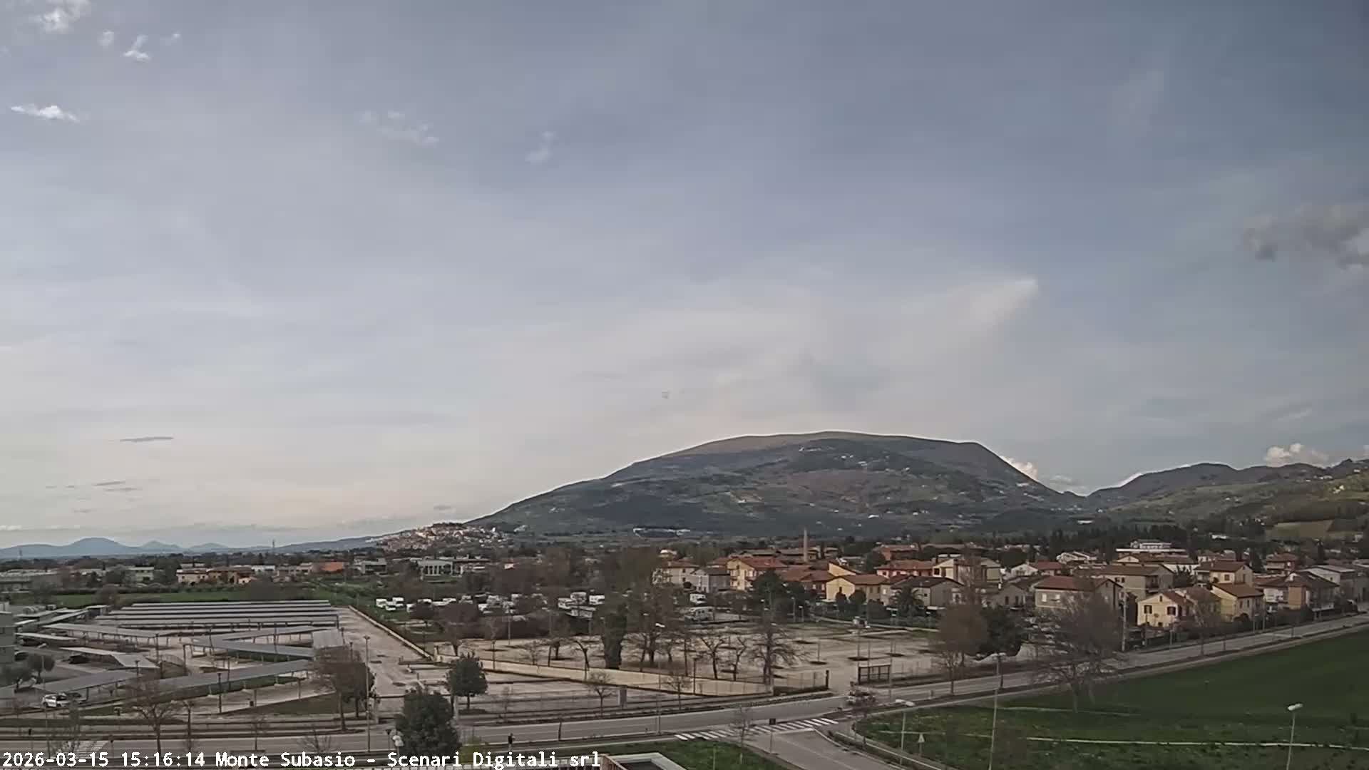 Strada Monte Subasio Mount View & Foligno City Skyline Live Cam - Foligno, Perugia, Umbria, Italy