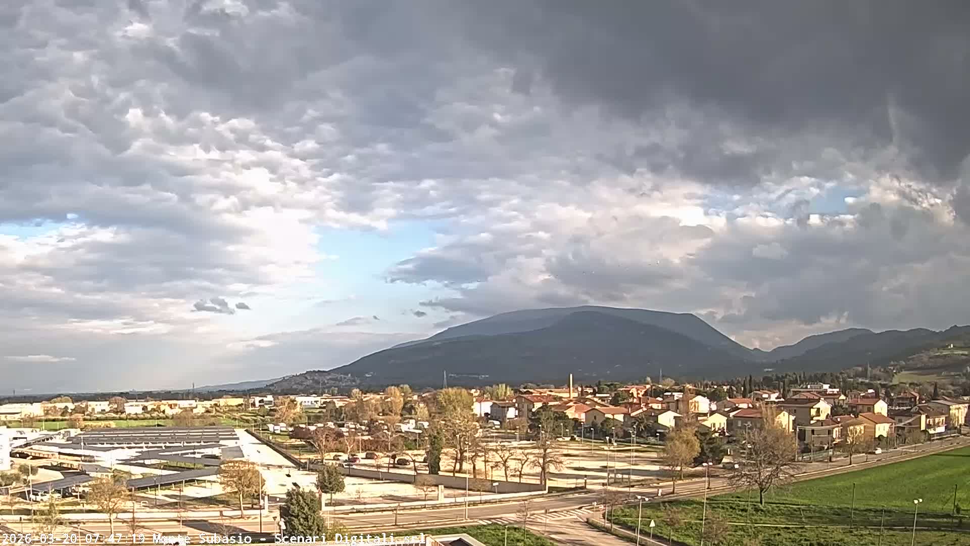 Strada Monte Subasio Mount View & Foligno City Skyline Live Cam - Foligno, Perugia, Umbria, Italy
