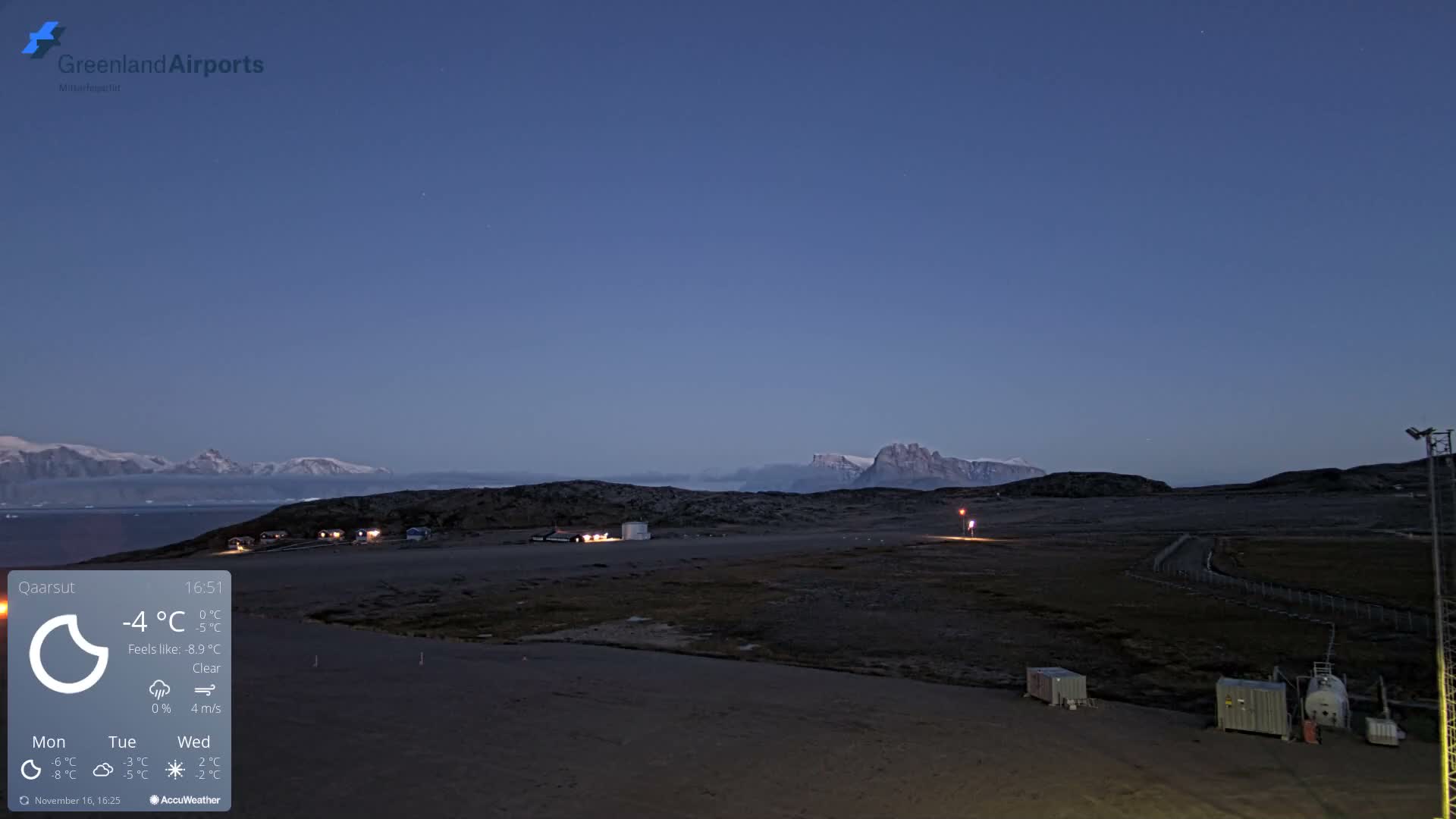 Qaarsut Airport (Mittarfik Qaarsut) East Towards View Live Cam JQA / BGUQ  - Qaarsut, Avannaata, Greenland, Denmark