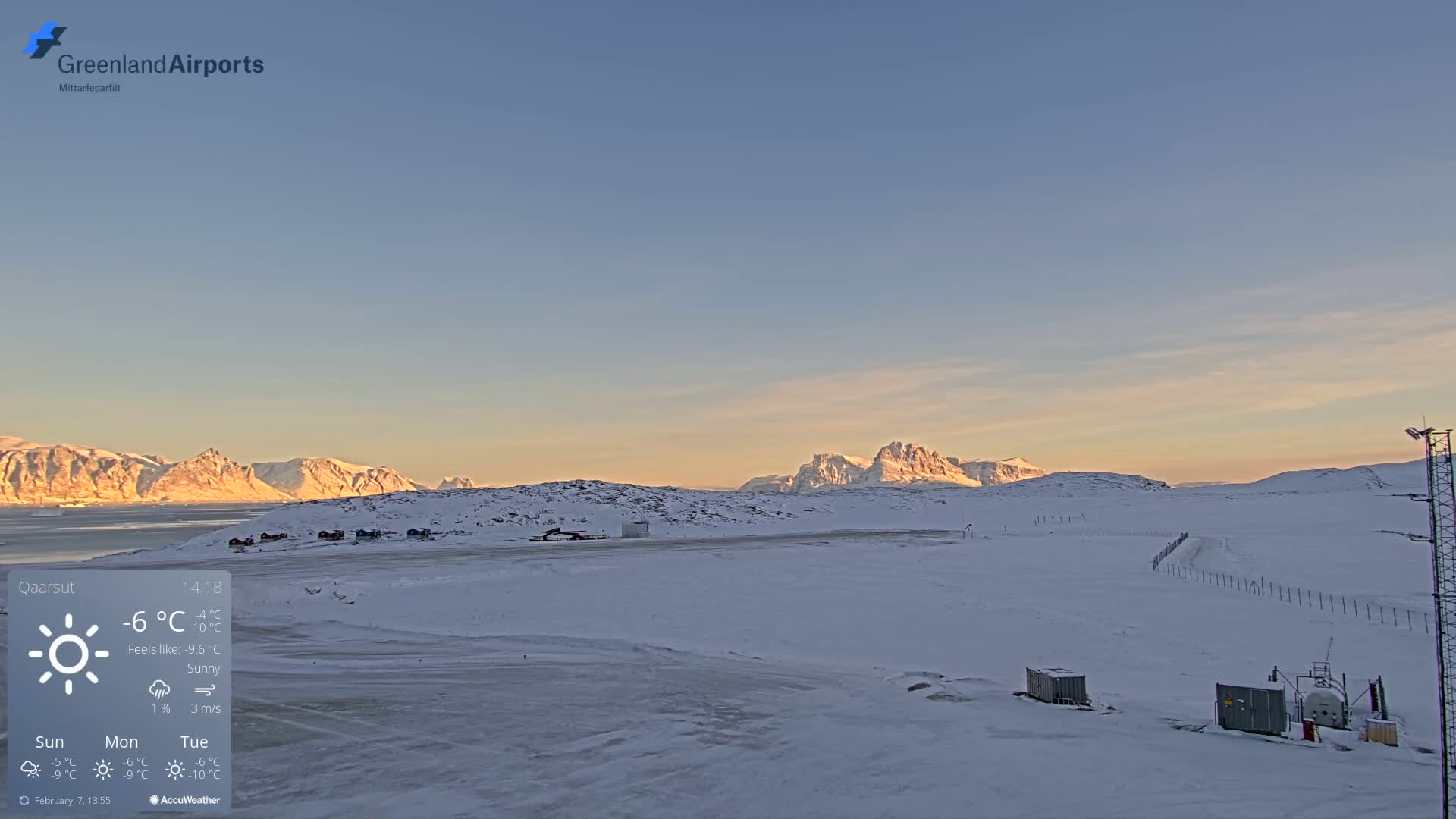 Qaarsut Airport (Mittarfik Qaarsut) East Towards View Live Cam JQA / BGUQ  - Qaarsut, Avannaata, Greenland, Denmark